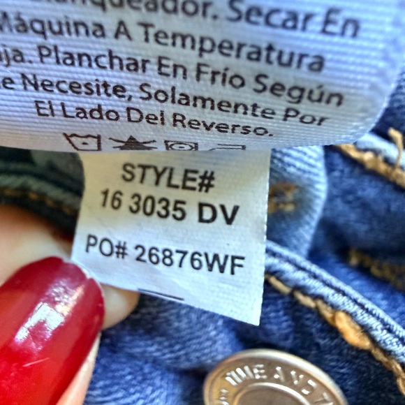 Time and Tru Women's Flare Jeans in Blue - Picture 9 of 9